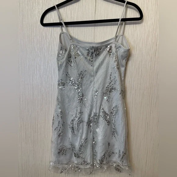 Lucy in the Sky Shimmering Silver Sequin Dress Size S - Picture 9 of 9